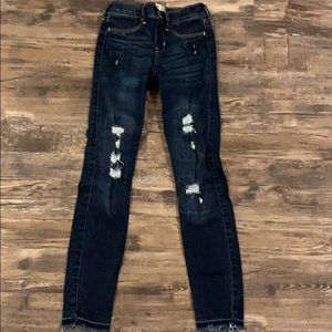 Dark dark blue ripped jeans